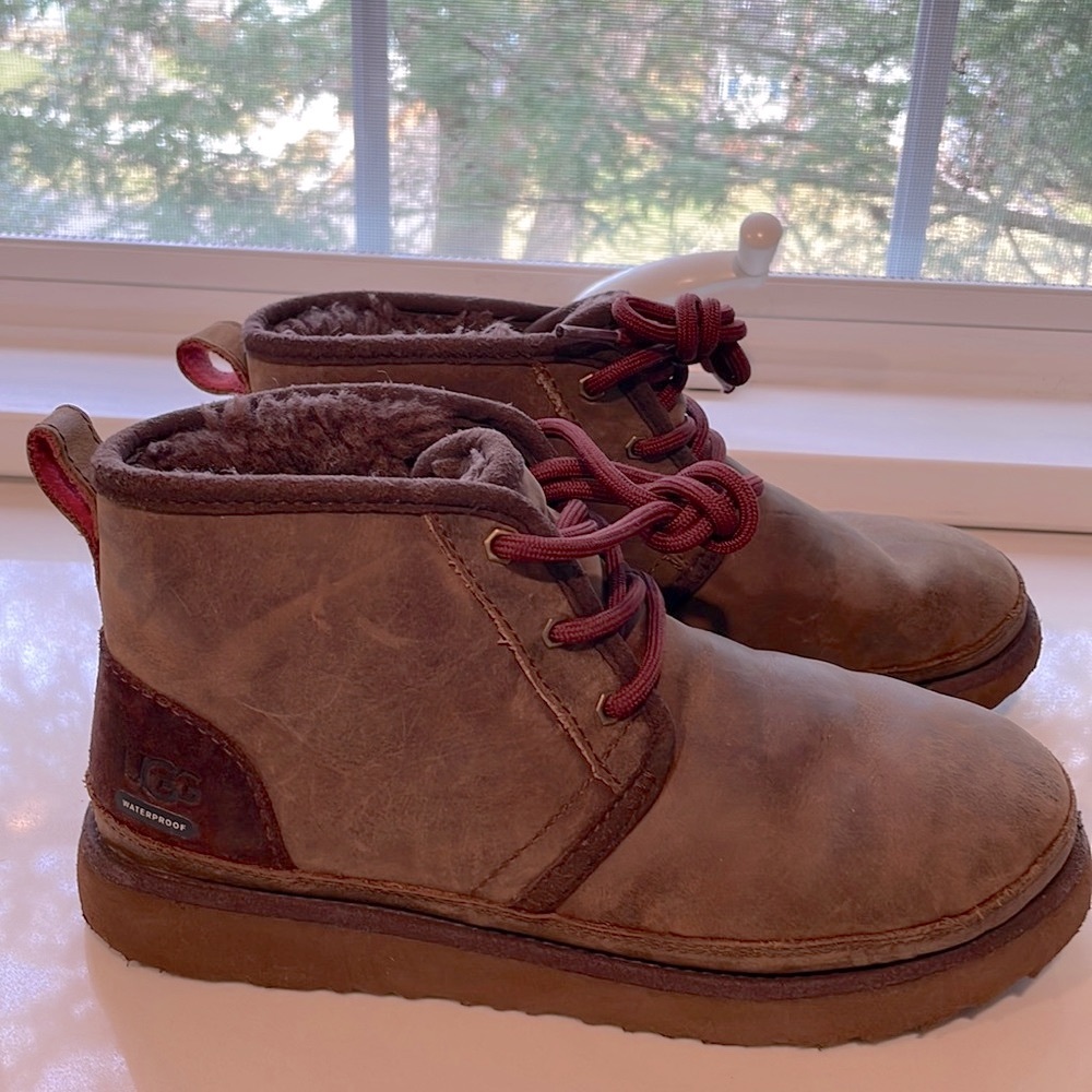 UGG Neumel II Weather Boot Youth 4